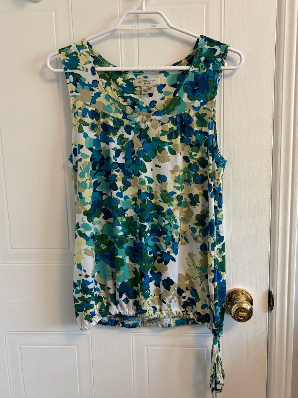 Liz Claiborne petite tank top